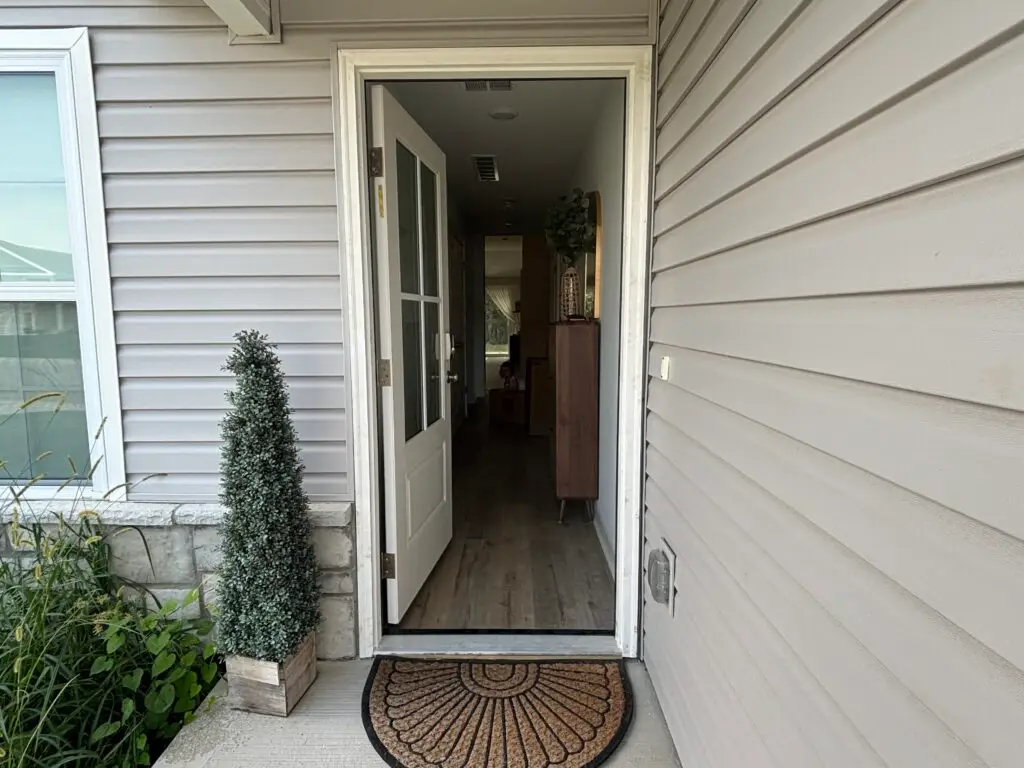 Exterior Door Replacement in Kansas — door installation service